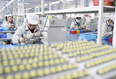 工商资本下乡正当时 从中央一号文件看服装鞋帽产业的新蓝海